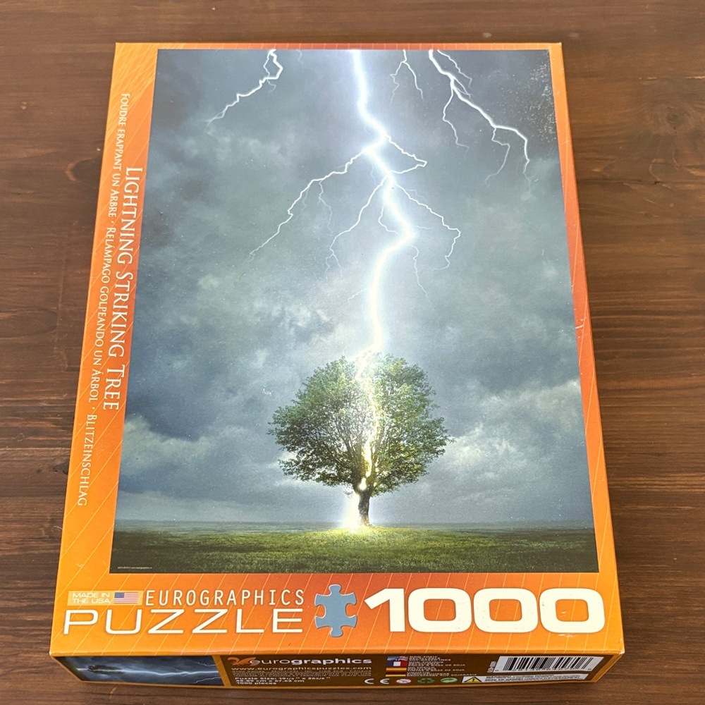 Eurographics Lightning Striking Tree Puzzle - 1000 Pieces - Orange and Blue